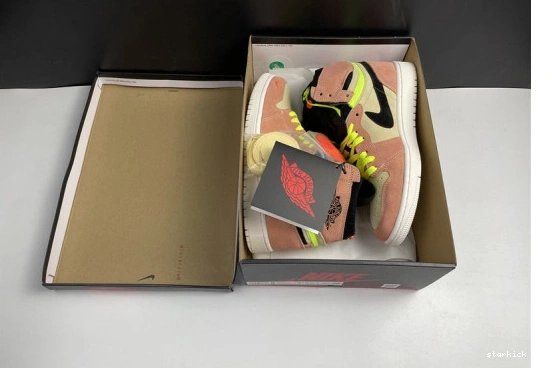 CW6576-800 CW6576-800 Switch High 1 Peach Jordan Air 1116